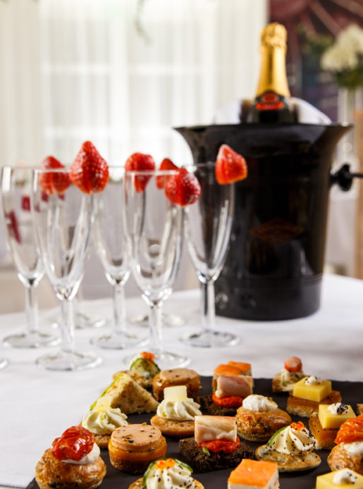 Champagne, canapes and finger Wedding and event food at Holiday Inn Darlington North